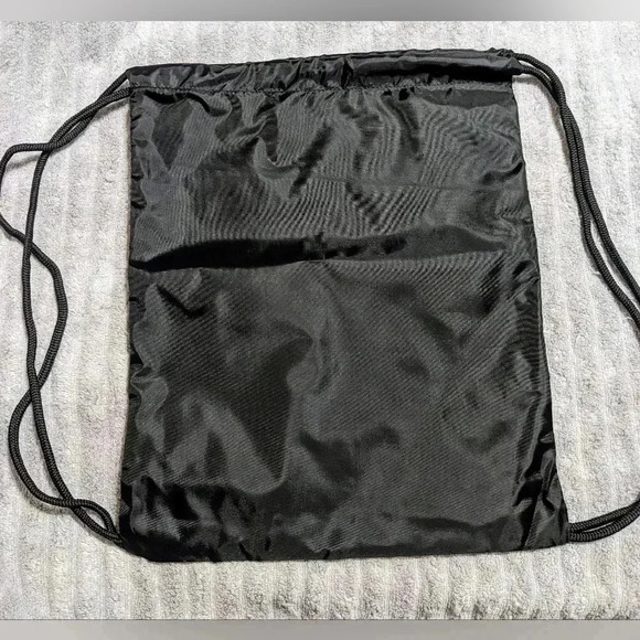 Reebox Black White Drawstring Bag NWOT Gym Sports‎ Unisex - Picture 3 of 4